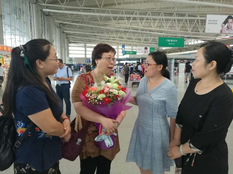 临行前教育局人事处李淑芳老师再三叮嘱,在完成支教任务的同时,也要